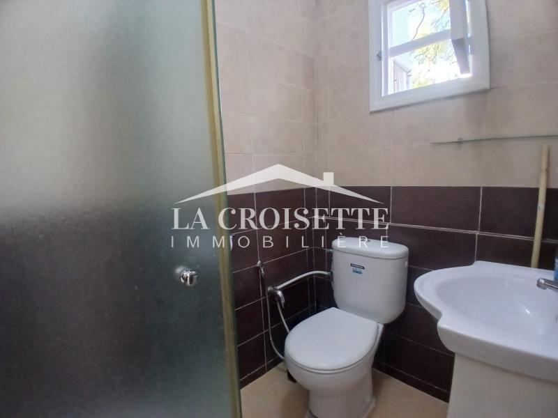 appartement meublé S+2 avec jardin à Gammarth